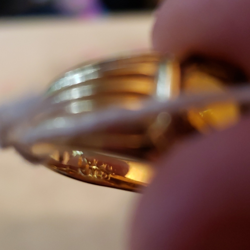 Ring - Picture 4 of 5